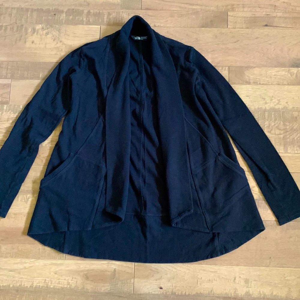 North Face black sweatshirt. Size XS.